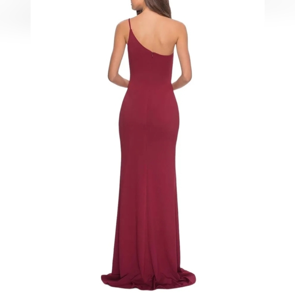 NWOT La Femme One-Shoulder Jersey Gown Dress Burgundy 28176 Size 2 - Picture 2 of 10